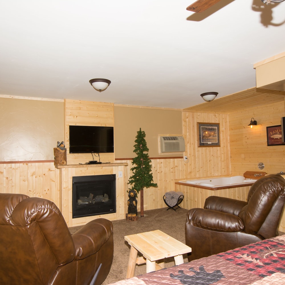 Upper Canyon Inn & Cabins - photo 100