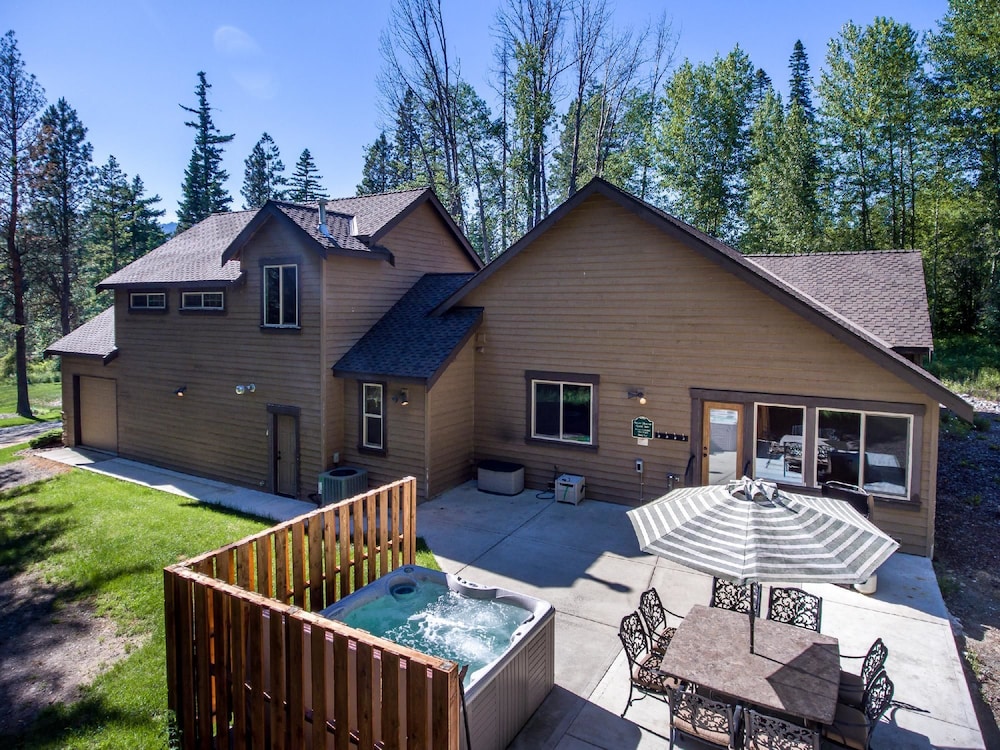 Evergreen Mountain Lodge — 4-Star Luxury Hotel in Cle Elum, United States
