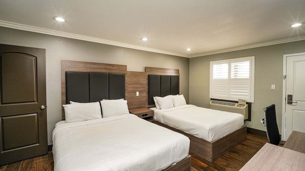 Americas Best Value Inn Antioch - photo 12
