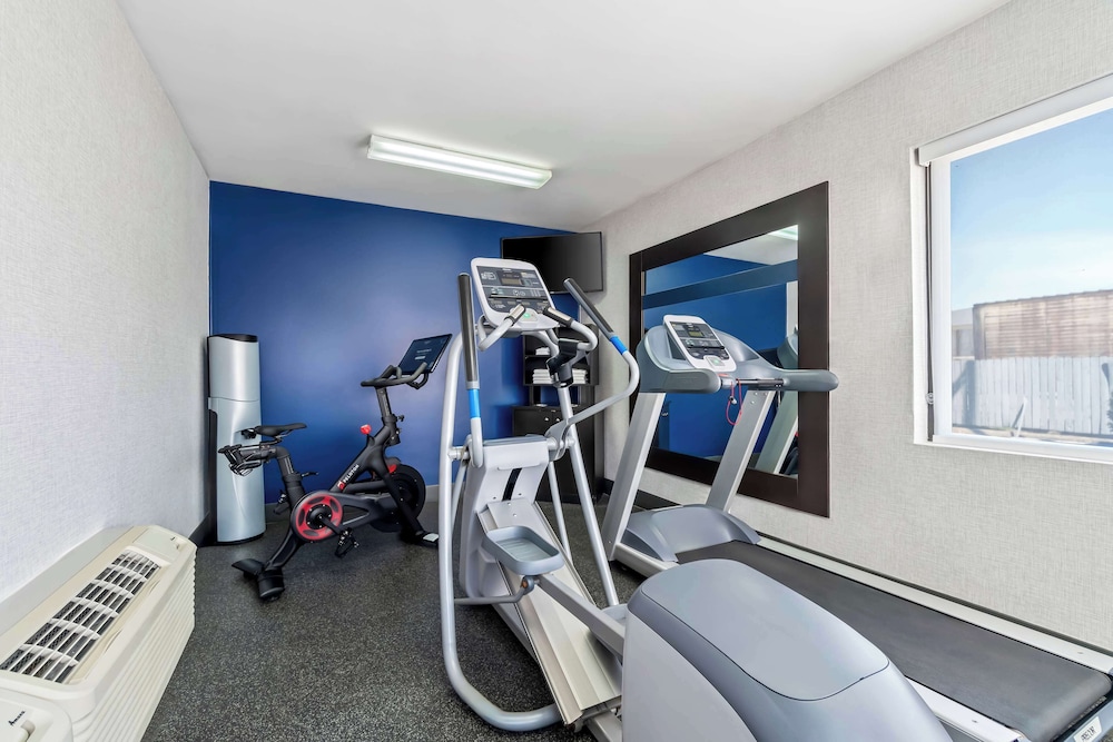 Hampton Inn Jonesboro - photo 48