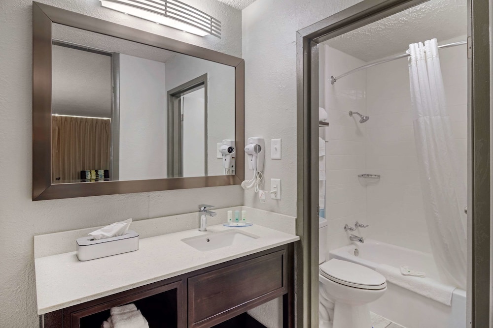 Travelodge Cartersville - photo 22