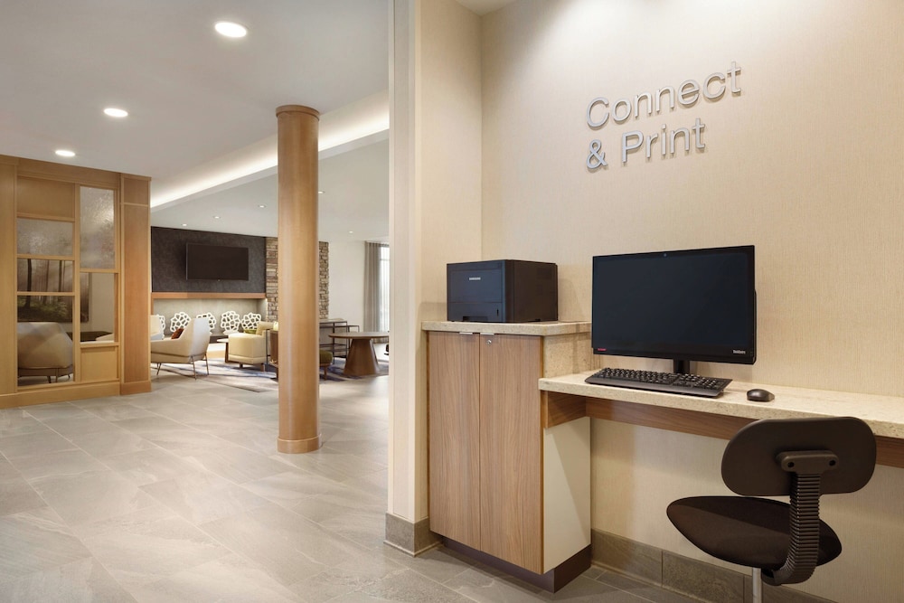 Fairfield Inn & Suites by Marriott Boulder Longmont - photo 25