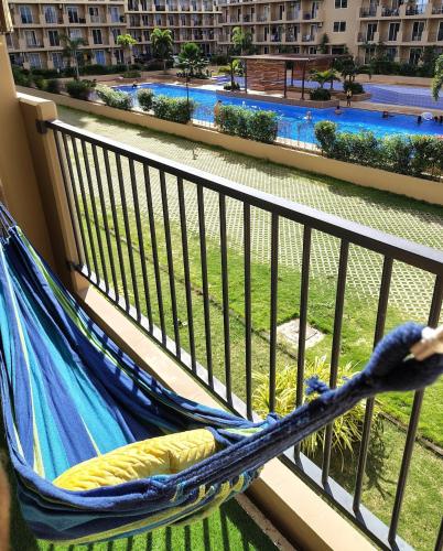 Homey Apartment with Olympic sized pools — 4-Star Luxury Hotel in Lapu-Lapu City, Philippines