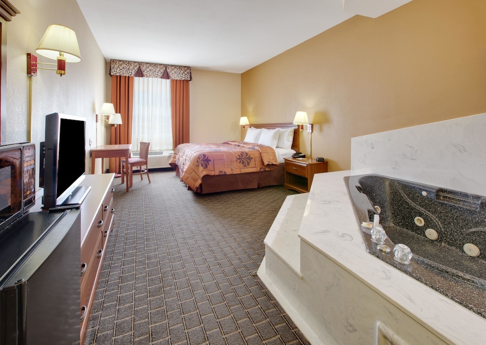 Days Inn by Wyndham Mesquite Rodeo TX - photo 11