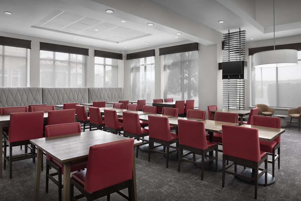 Hilton Garden Inn Gallup - photo 39