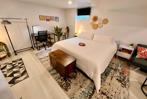 The Boho Oasis — 4-Star Luxury Hotel in Windsor, Canada