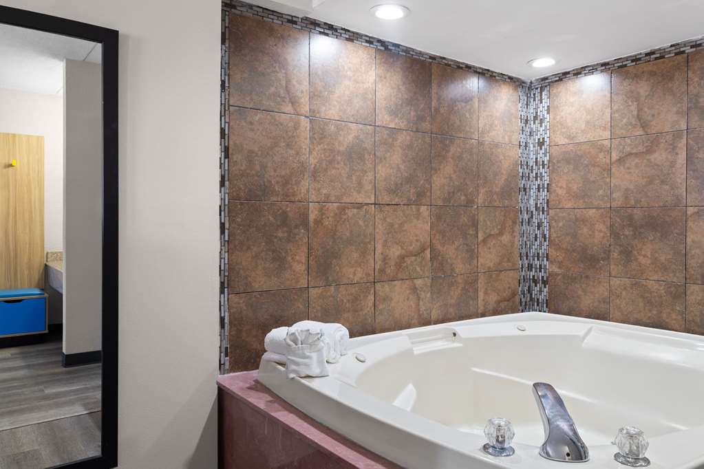 Days Inn by Wyndham Conway - photo 26
