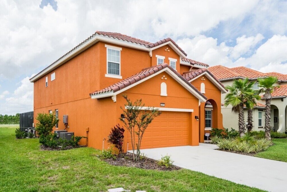 6 bedroom home at Solterra Resort - photo 38