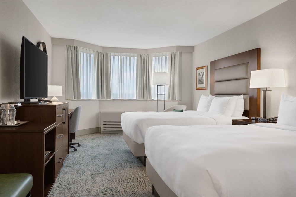 Hilton Arlington National Landing - photo 83