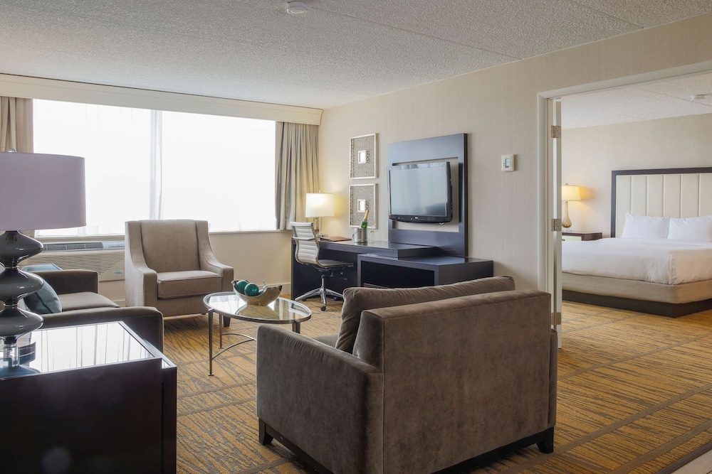 DoubleTree by Hilton Rochester - photo 16