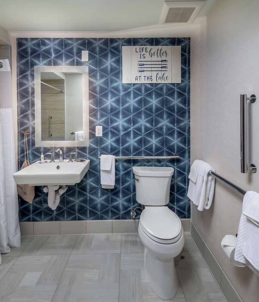 DoubleTree by Hilton Hot Springs - photo 21