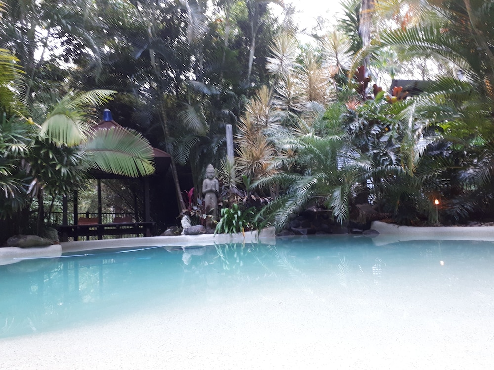 Alaya Ascend — 4-Star Luxury Hotel in Eudlo, Australia