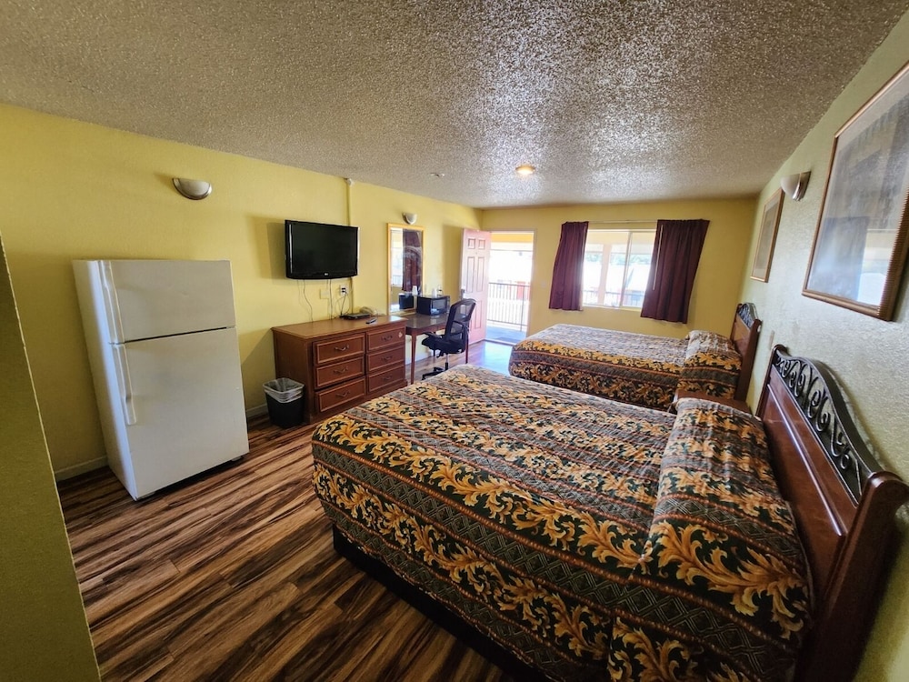 Vince's Motel Inc. - photo 12