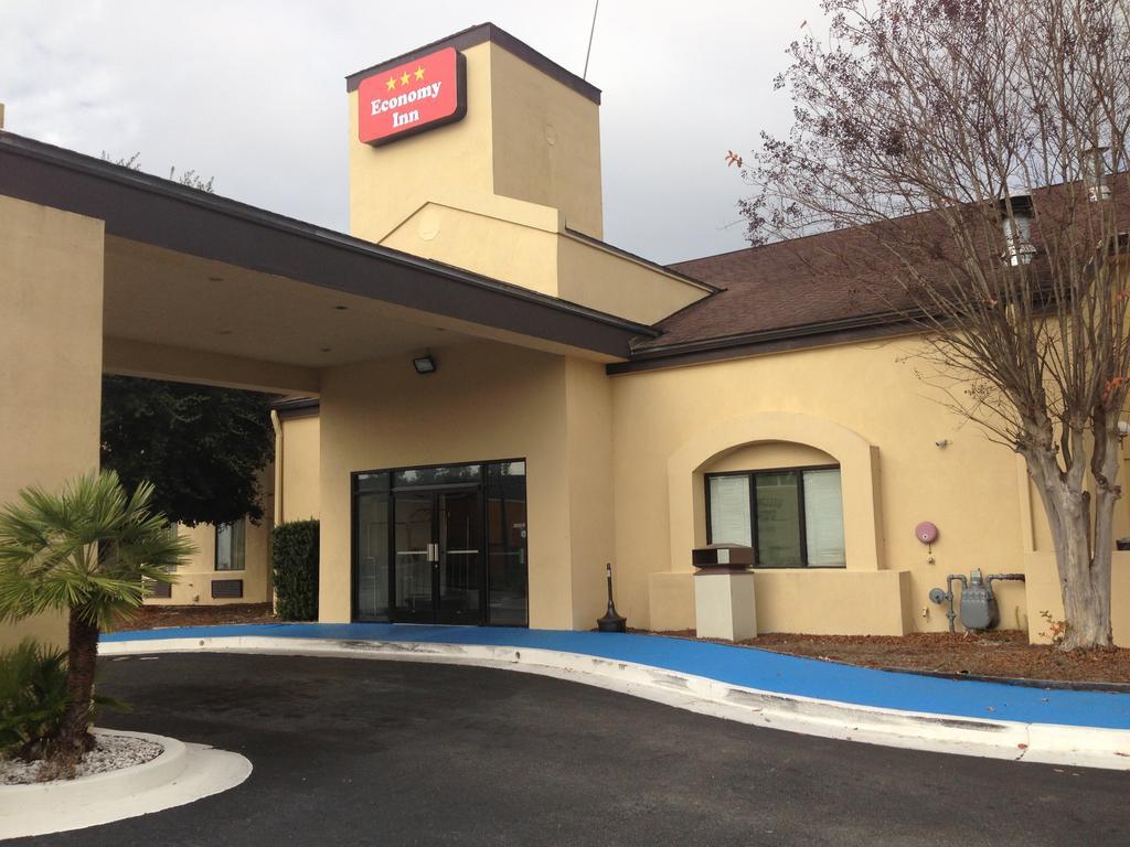 Economy Inn Brunswick - photo 2