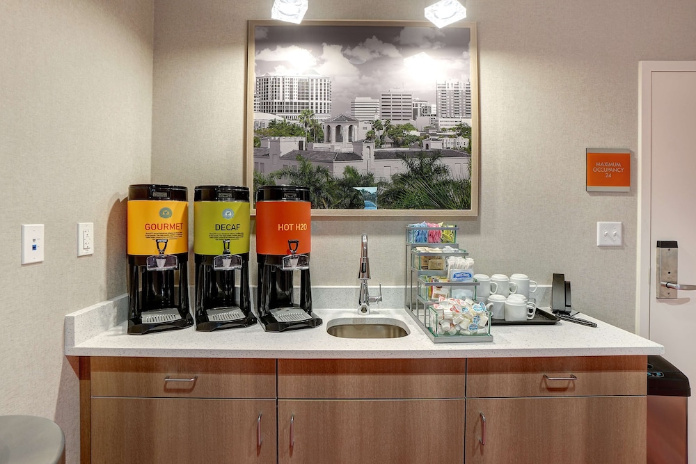 Home2 Suites by Hilton Lakewood Ranch - photo 37