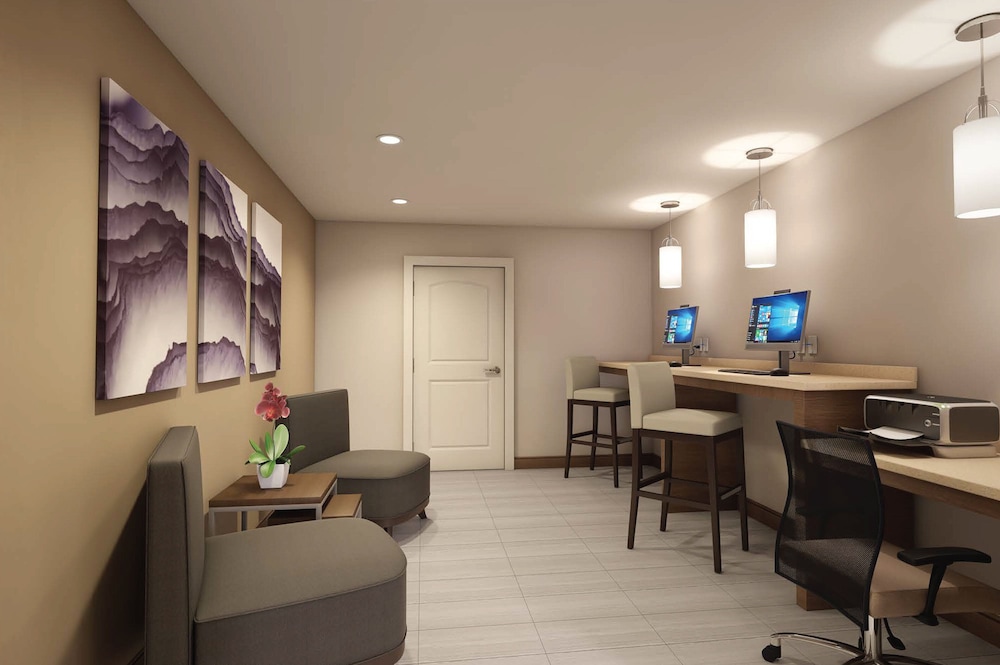 Staybridge Suites Scottsdale Talking Stick by IHG - photo 26