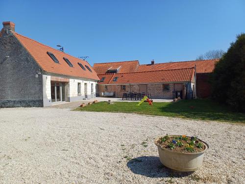 Fermette Au Calme in Arras, France