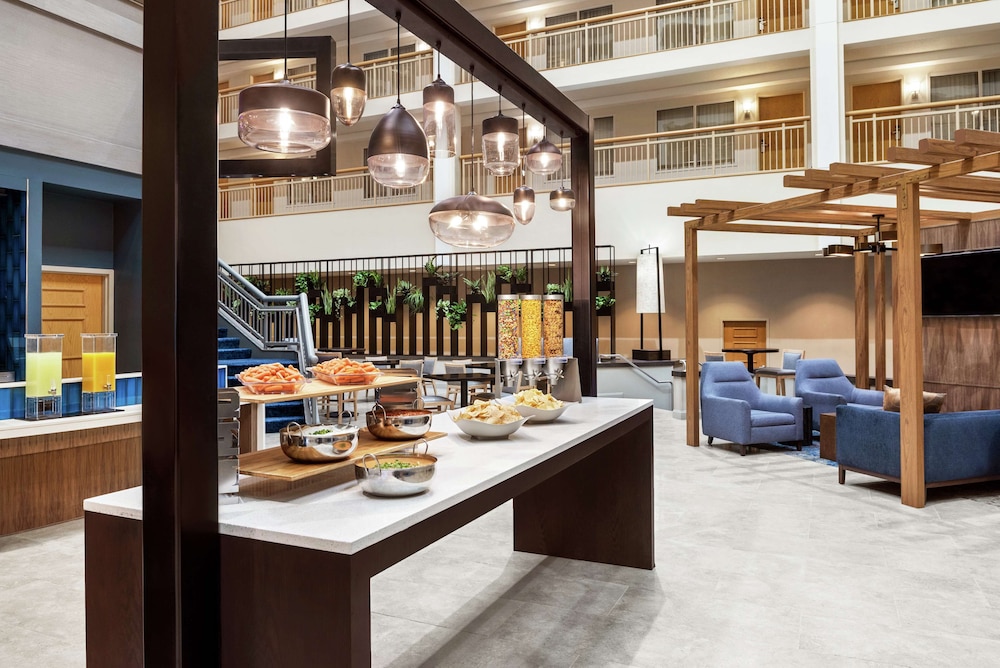 Embassy Suites by Hilton Columbus Dublin - photo 27
