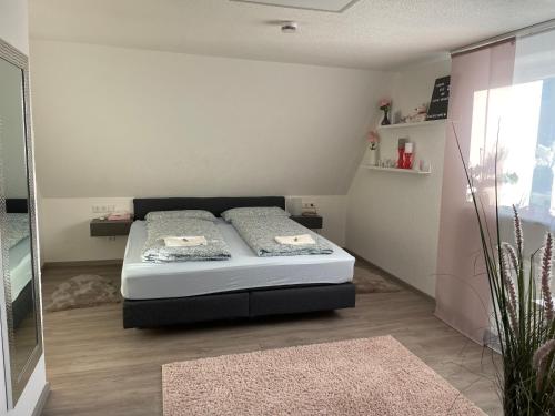 #2 Großes Zimmer mit Pool und Garten in Memmingen, Germany