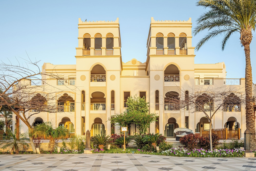 Grand Palace Couples only 18 years plus in Hurghada, Egypt