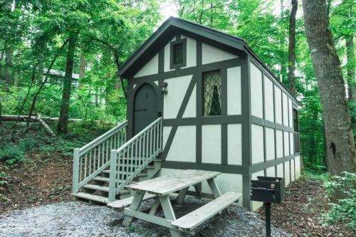 Tiny Home Cottage Near the Smokies #5 Fleur - featured photo