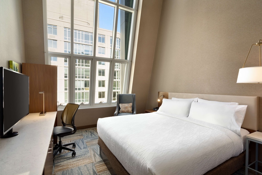 Hilton Garden Inn New York Times Square South - photo 10