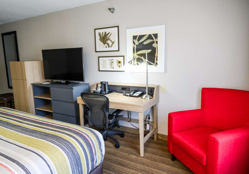 Country Inn & Suites by Radisson Greenfield IN - photo 11