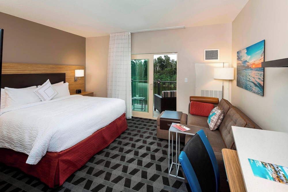 TownePlace Suites by Marriott Fort Myers Estero - photo 9