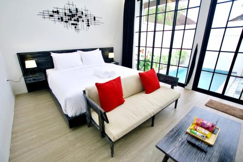 Gauri Vasanta Villa with Private Pool Yogyakarta — 4-Star Luxury Hotel in Yogyakarta, Indonesia