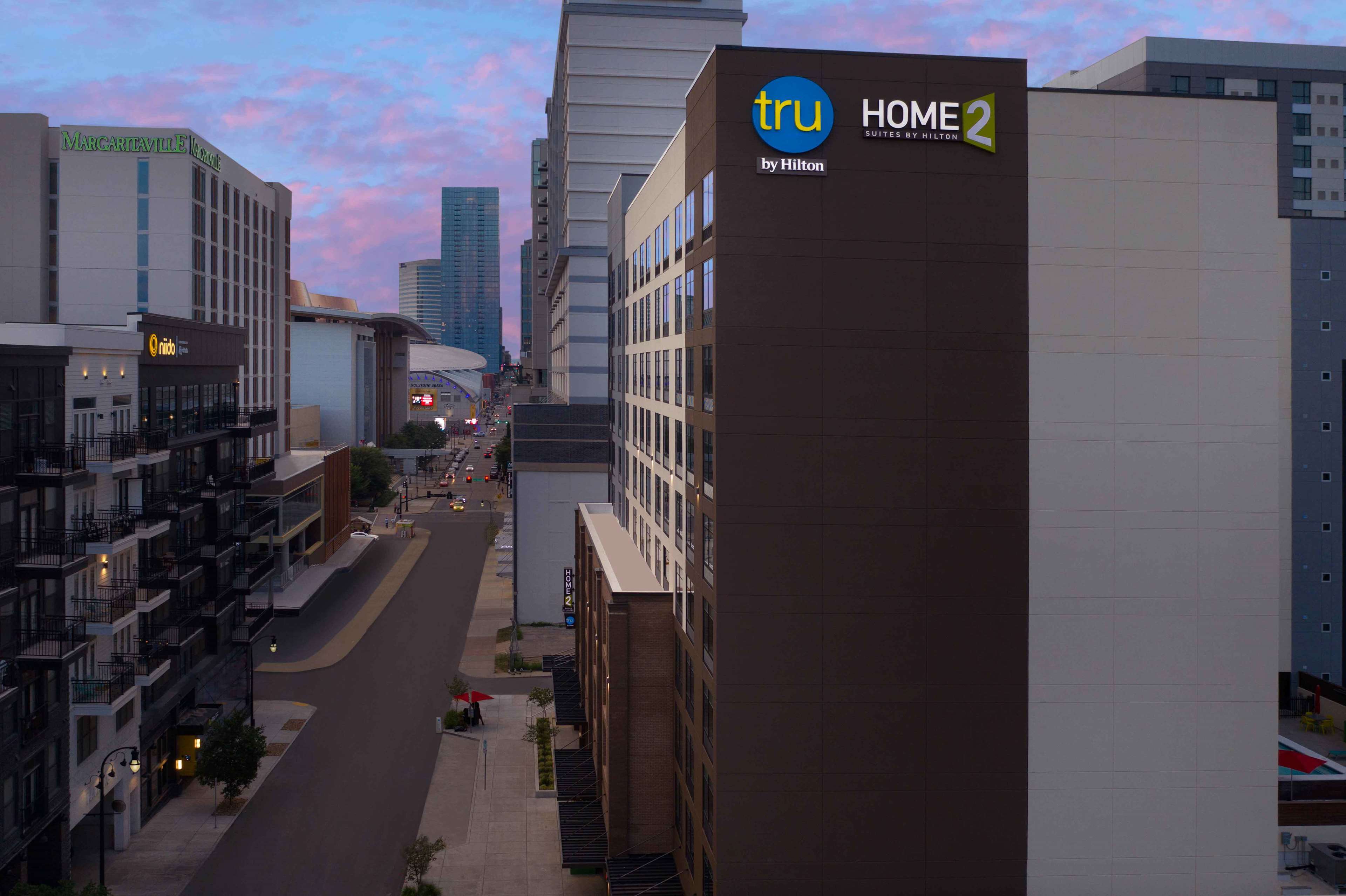 Tru by Hilton Nashville Downtown Convention Center - photo 2