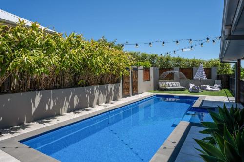 Red Lotus Estate Grand Scenic and Made for Groups in Mudgee, Australia