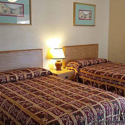 Coronado Inn - photo 6