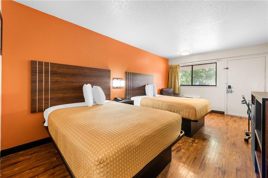 Econo Lodge Charlotte Airport - photo 15
