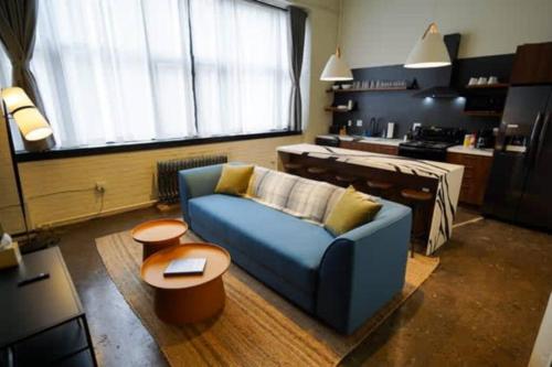 3e New Huge Spacious 3 Bedroom in Oakland That Sleeps 12 — 4-Star Luxury Hotel in Pittsburgh, United States