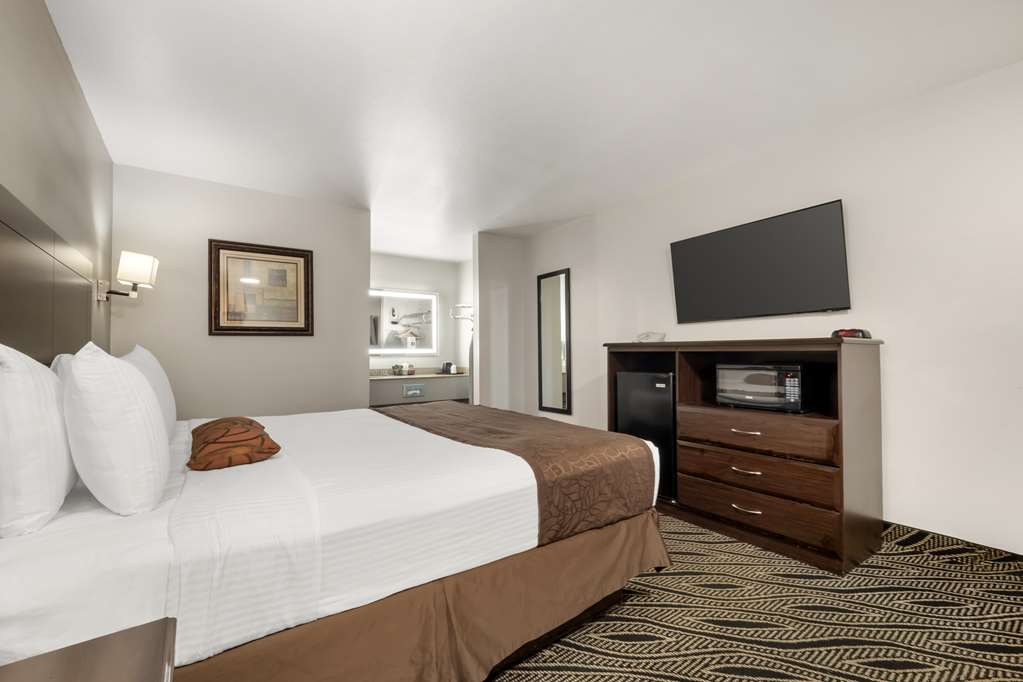 Best Western Red Carpet Inn - photo 35