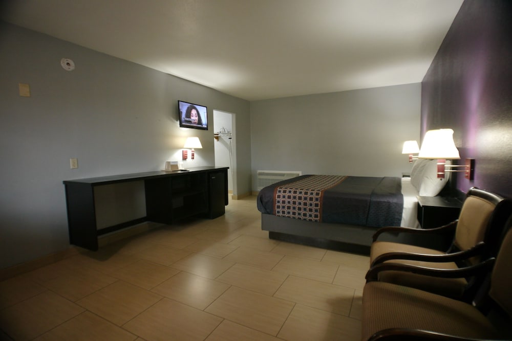 Texas Inn Airport McAllen - photo 6