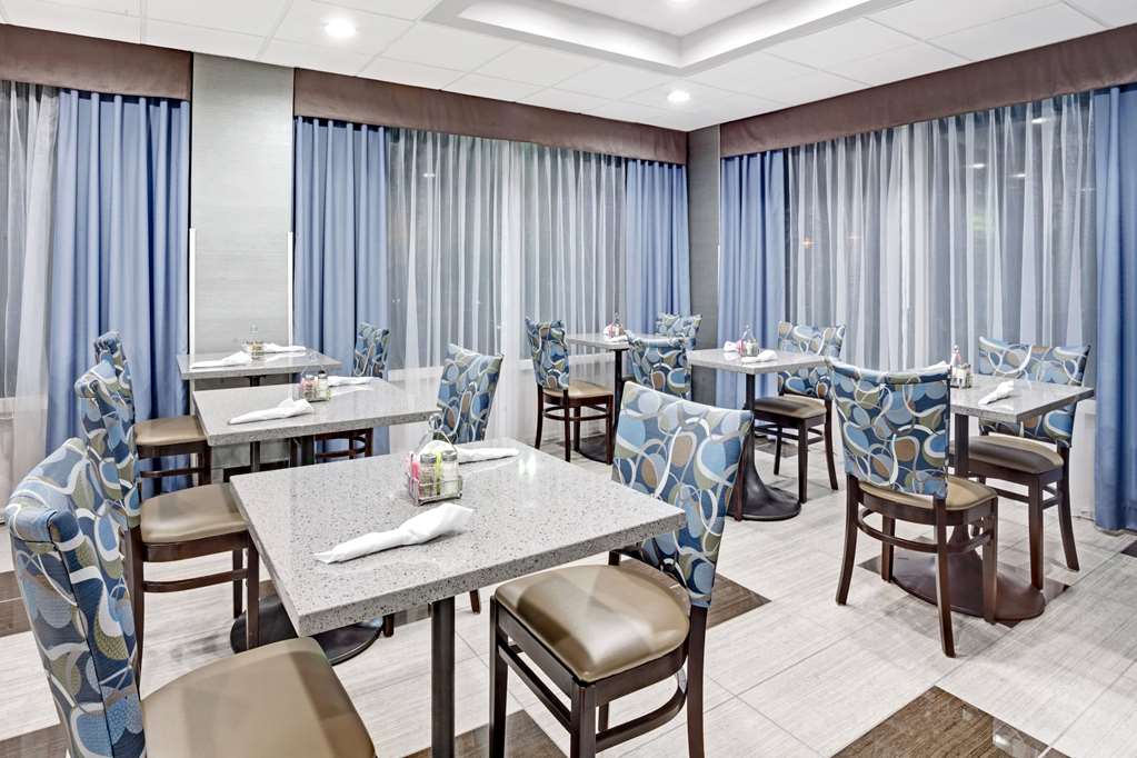 Wyndham Garden Charlotte Airport Southeast - photo 9