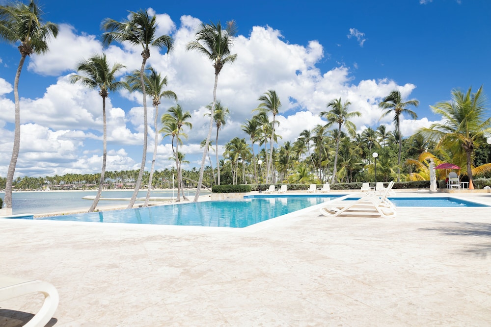 TBR by Mega Stays pet-friendly hotel Ramon Santana