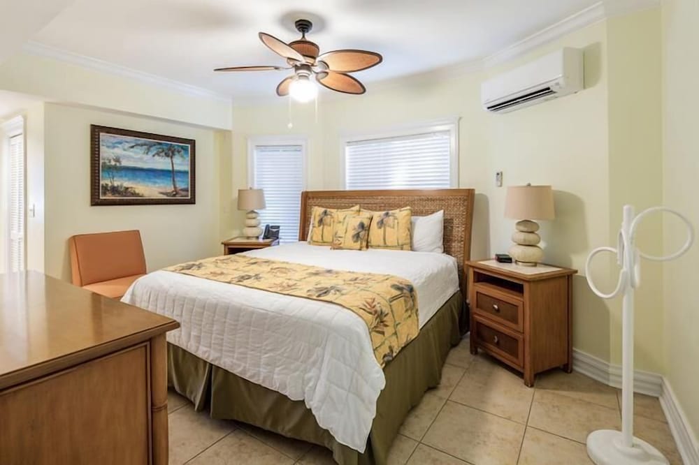 Coconut Beach Resort Timeshare - last minute hotel in Key West