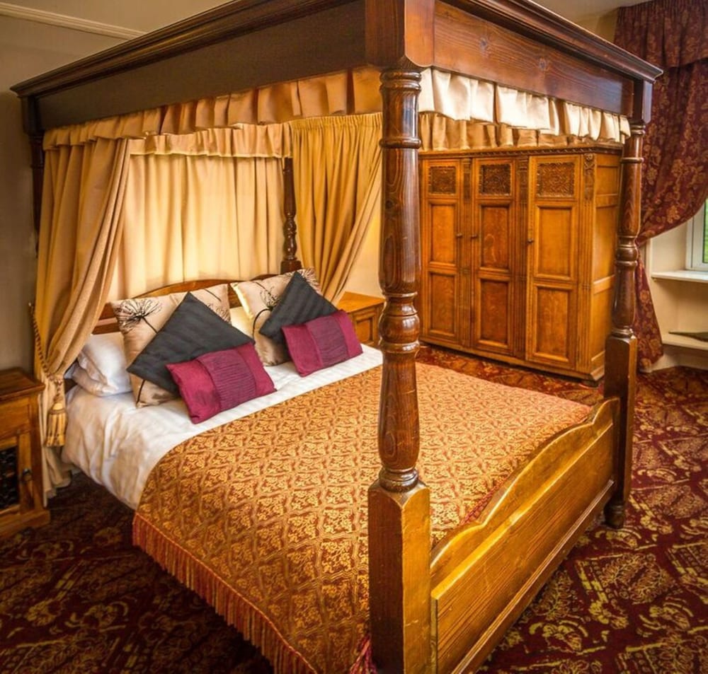The Mortal Man Inn - carbon neutral hotel in Windermere