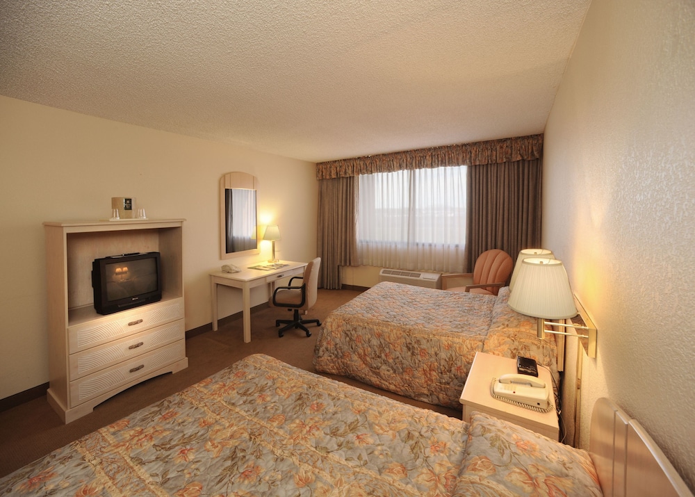 Sterling Hotel Dallas - photo 4