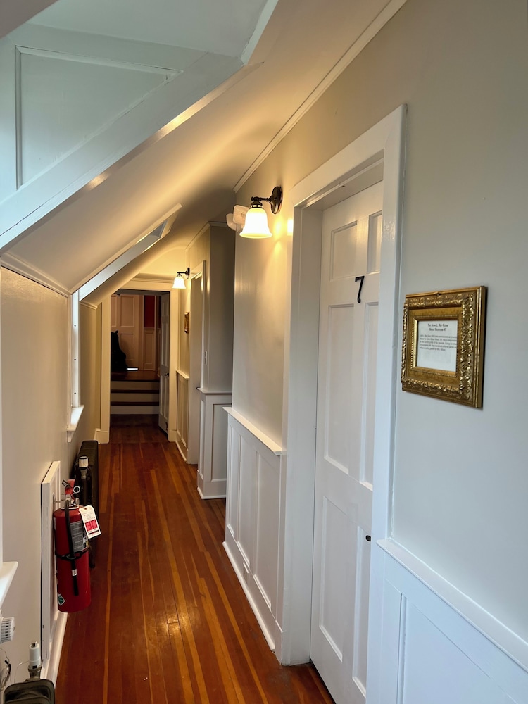 Valcour Inn & Boathouse - photo 63