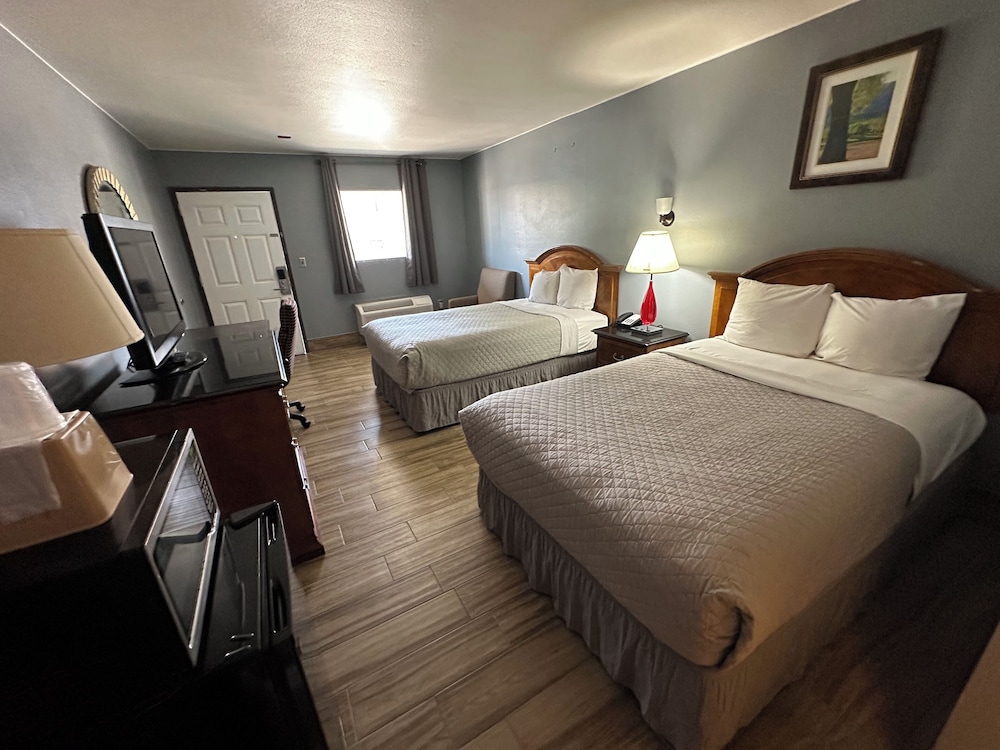HillView Inn - featured photo