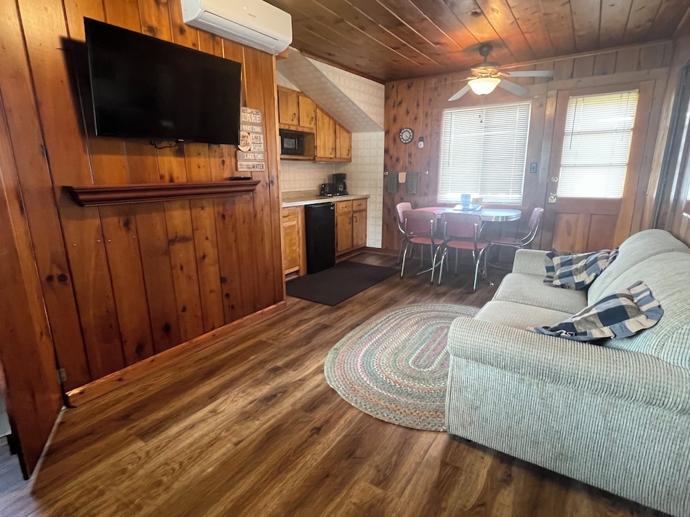 Pleasant Valley Resort - photo 17