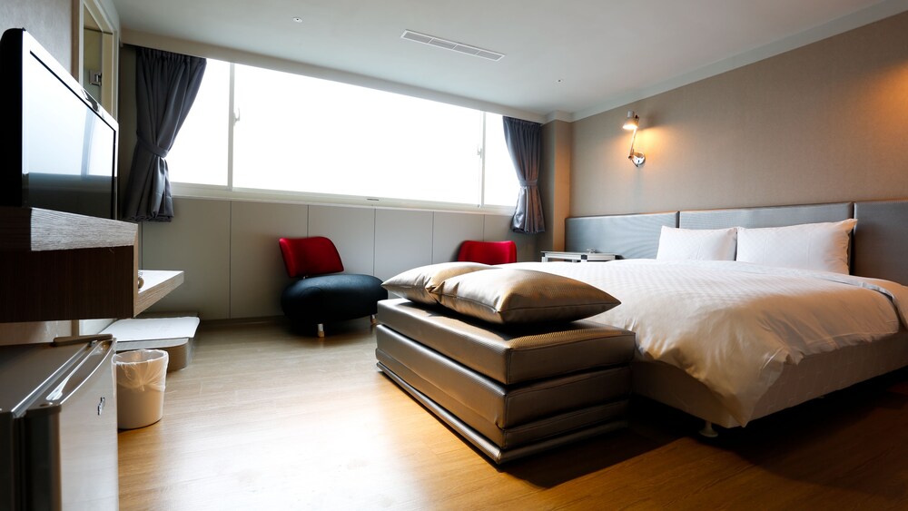 HengChang Business Hotel — hotel in Keelung
