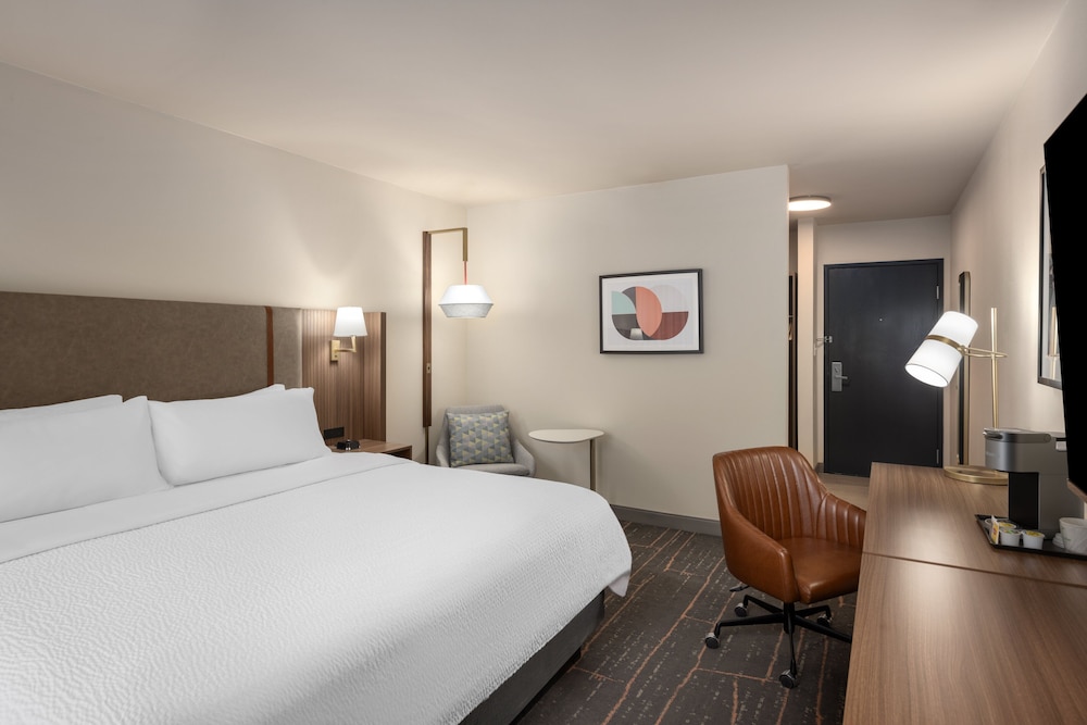 Holiday Inn Ontario by IHG - photo 12