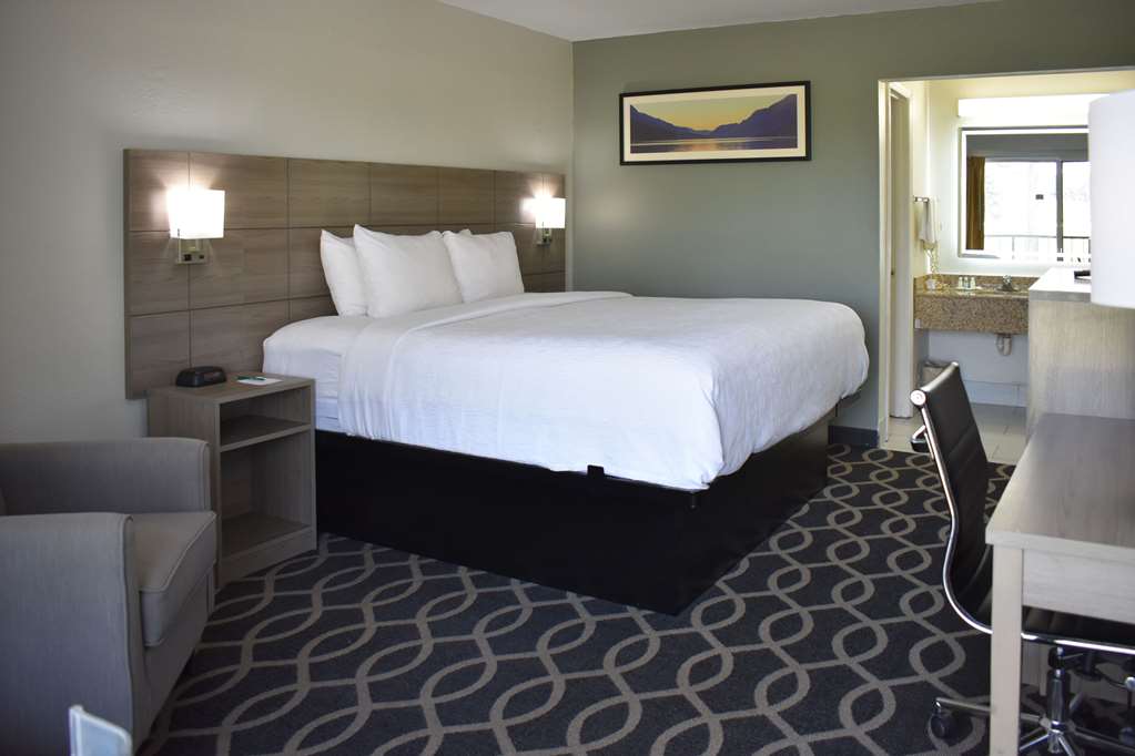 Quality Inn Manning I 95 - photo 13