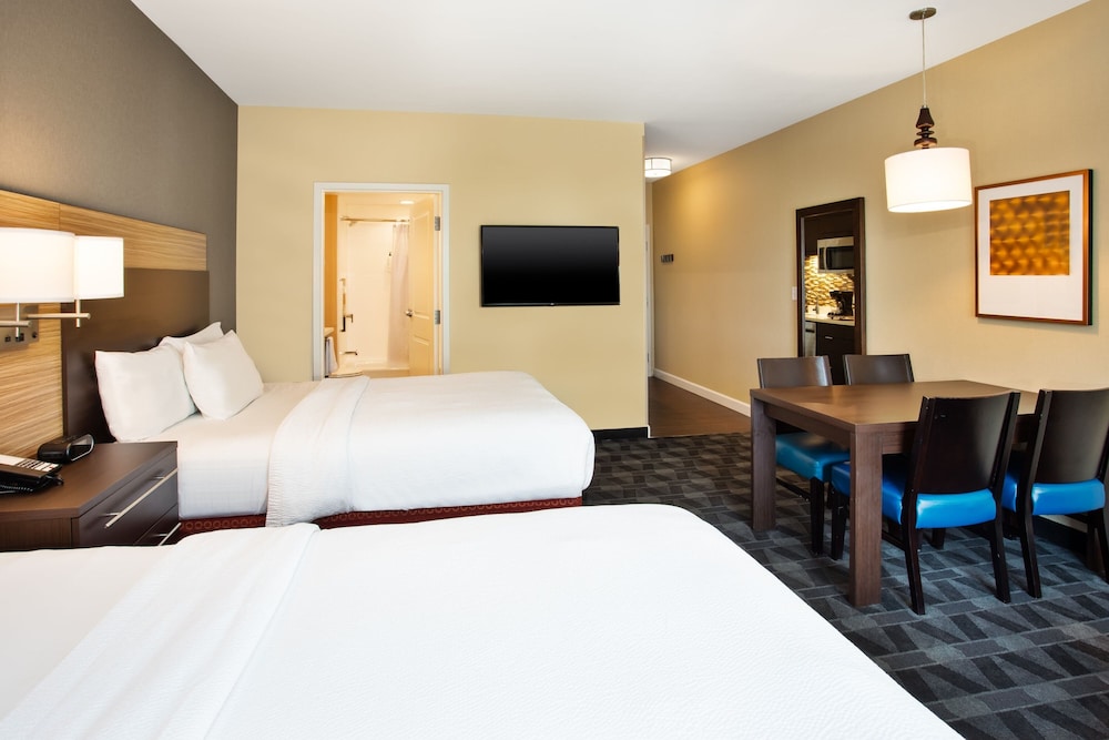 TownePlace Suites by Marriott Detroit Belleville - photo 16