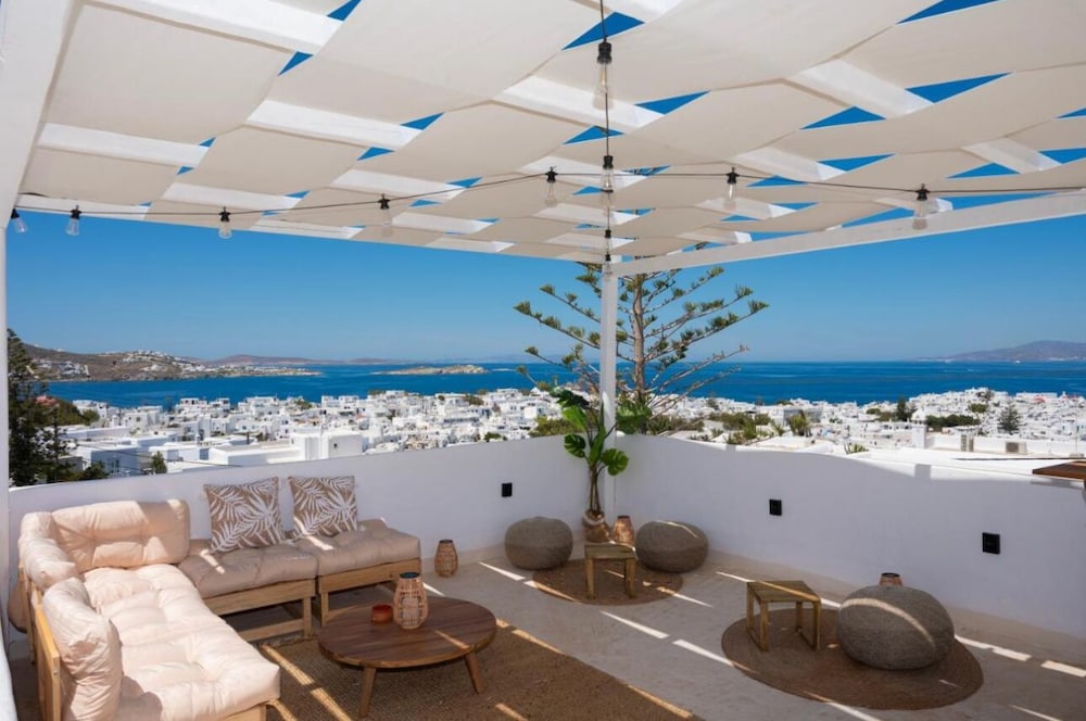 Boutique Di Vito in Mykonos, Greece