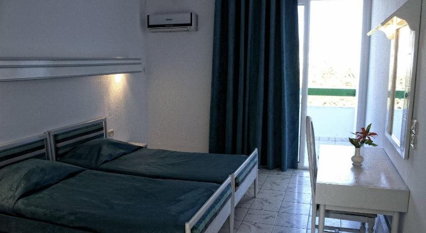 Hotel Jalta — Bizerte — photo 2